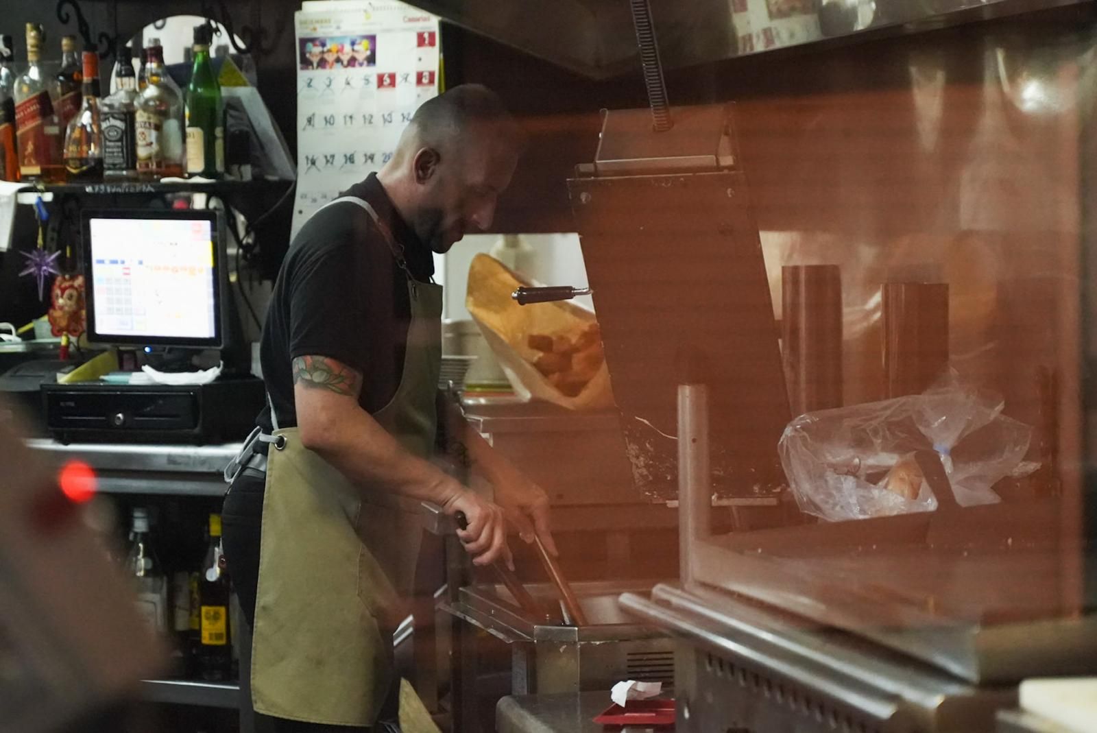 &#039;Looks&#039; festivos, caritas de cansancio, un buen puñado de sonrisas... y churros