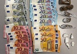 Imagen del dinero y la droga incautada.