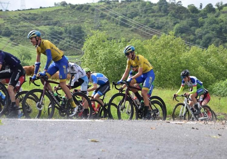 El Gran Canaria Bike Team, en competición.