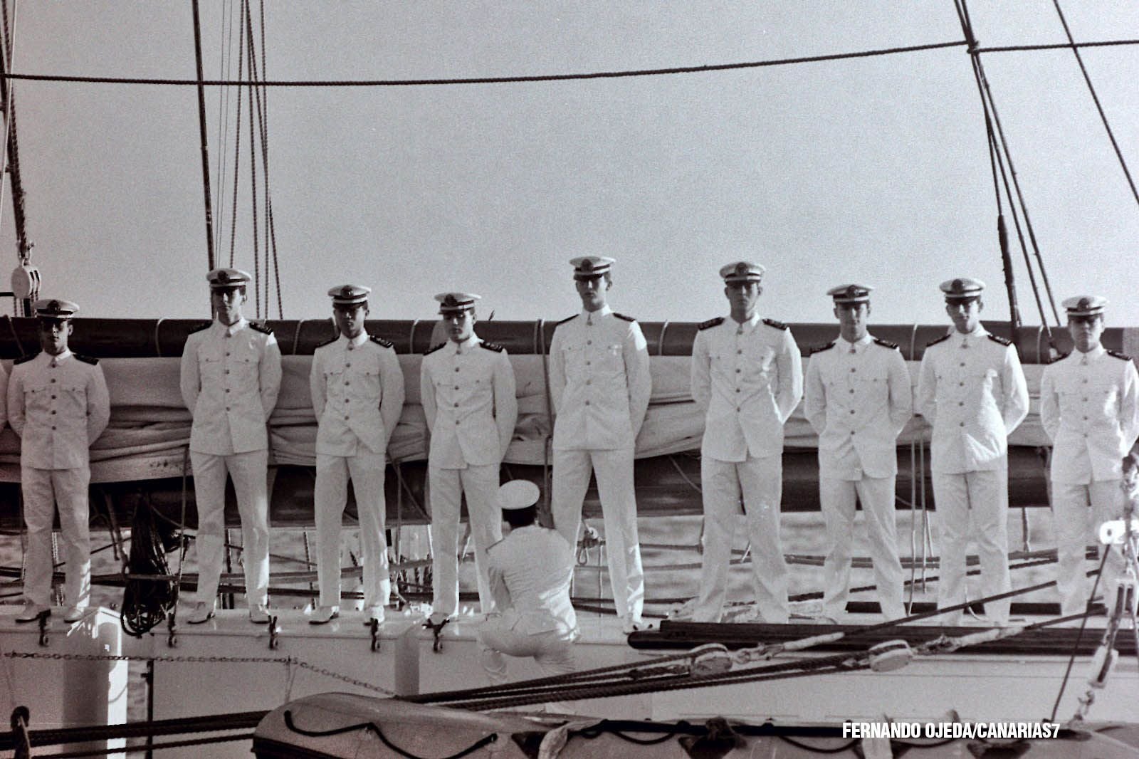 Una mirada al pasado cuando Felipe VI llegó a Canarias en el Elcano