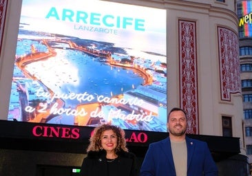 Arrecife luce en el centro de Madrid