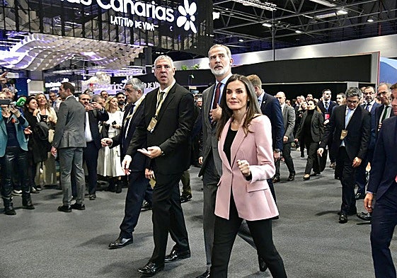 Los reyes inauguran la 45 edición de Fitur.