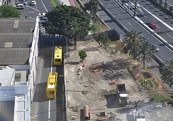 Obras de la Metroguagua en la zona de Santa Catalina.