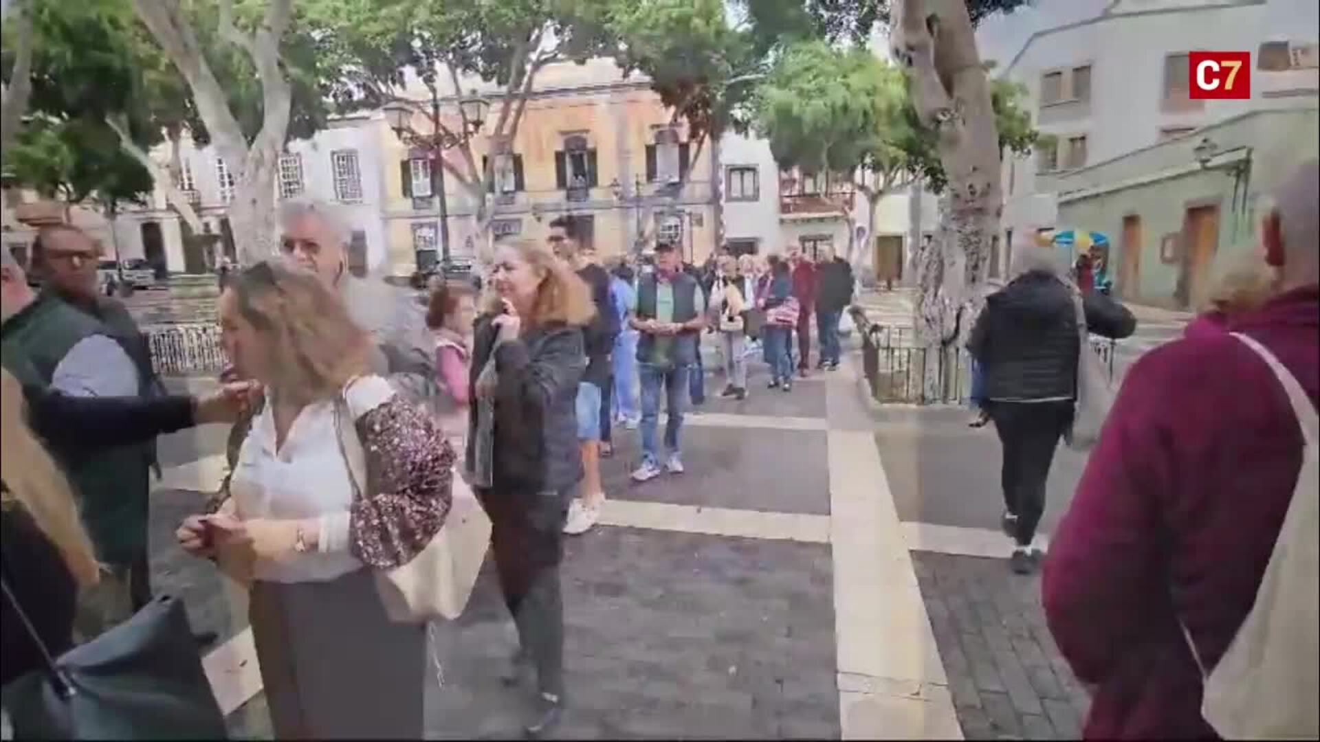 Colas para hacerse con el cordón de San Blas en la capital grancanaria