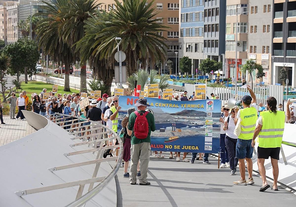 Imagen de archivo de una concentración contraria al proyecto.