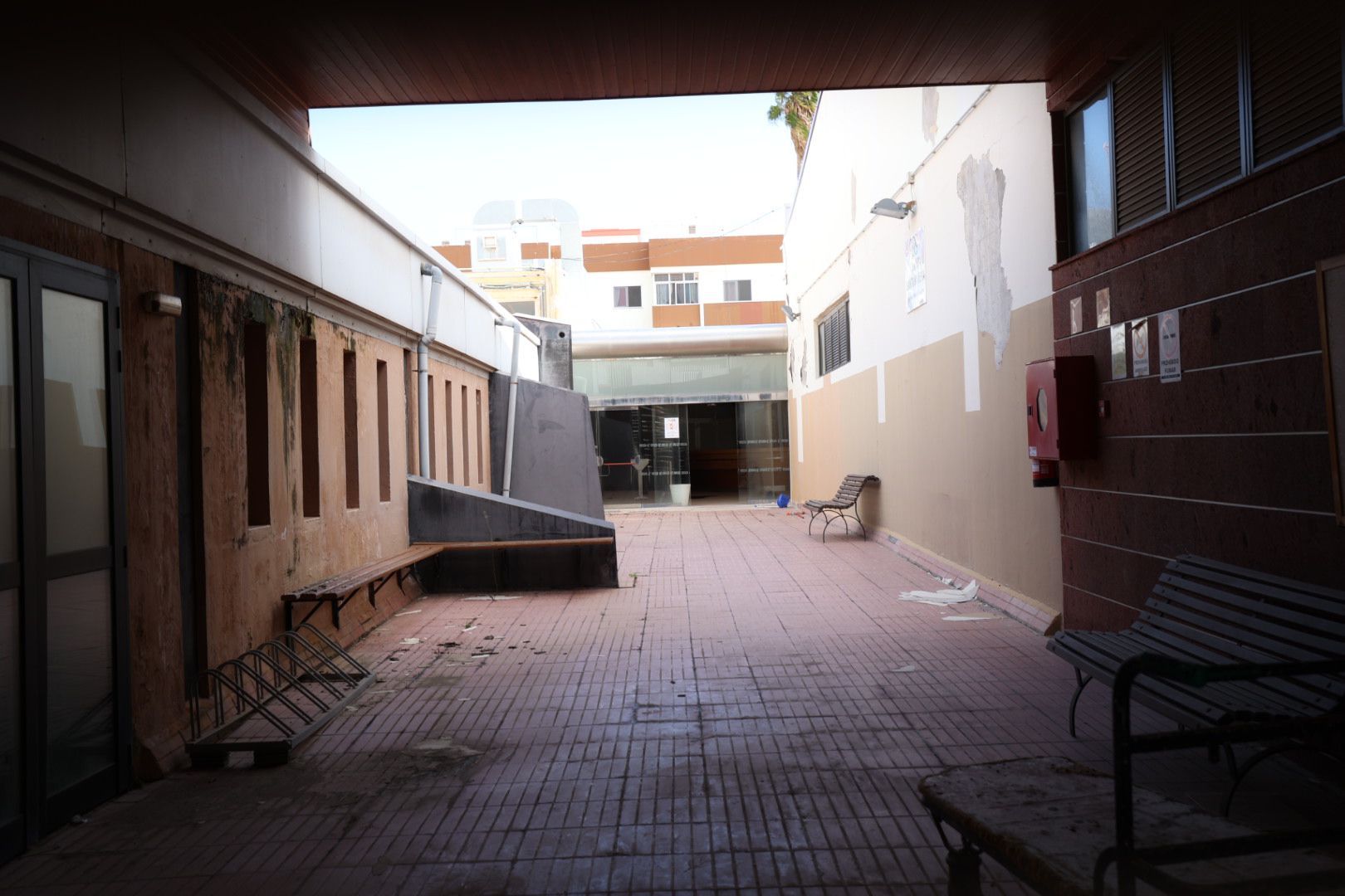 El polideportivo Paco Artiles, en imágenes
