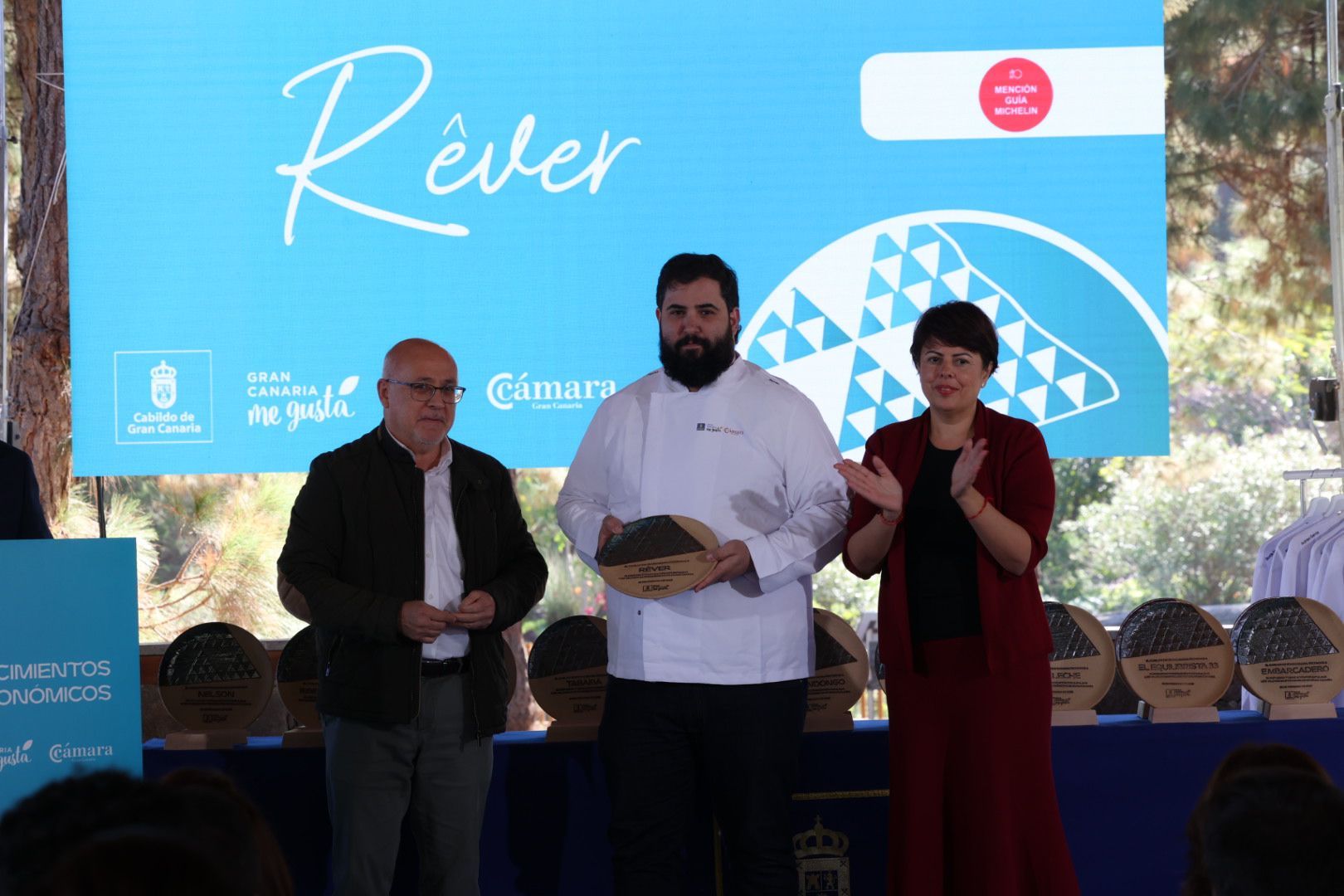 Imágenes del acto homenaje a los 23 chefs con estrella Michelin y sol Repsol