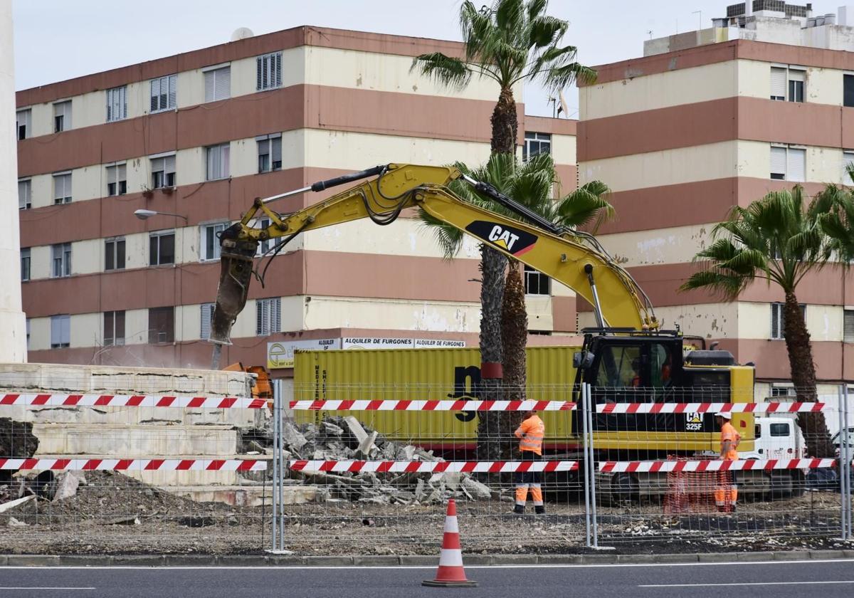 Obras en la rotonda de Belén María en Las Palmas de Gran Canaria.