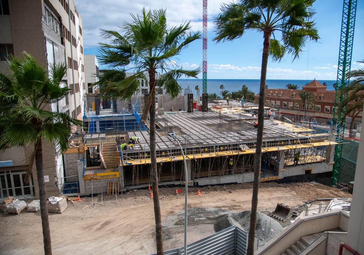 Imagen del avance de las obras de la futura torre pediátrica del hospital Materno Infantil de Canarias.