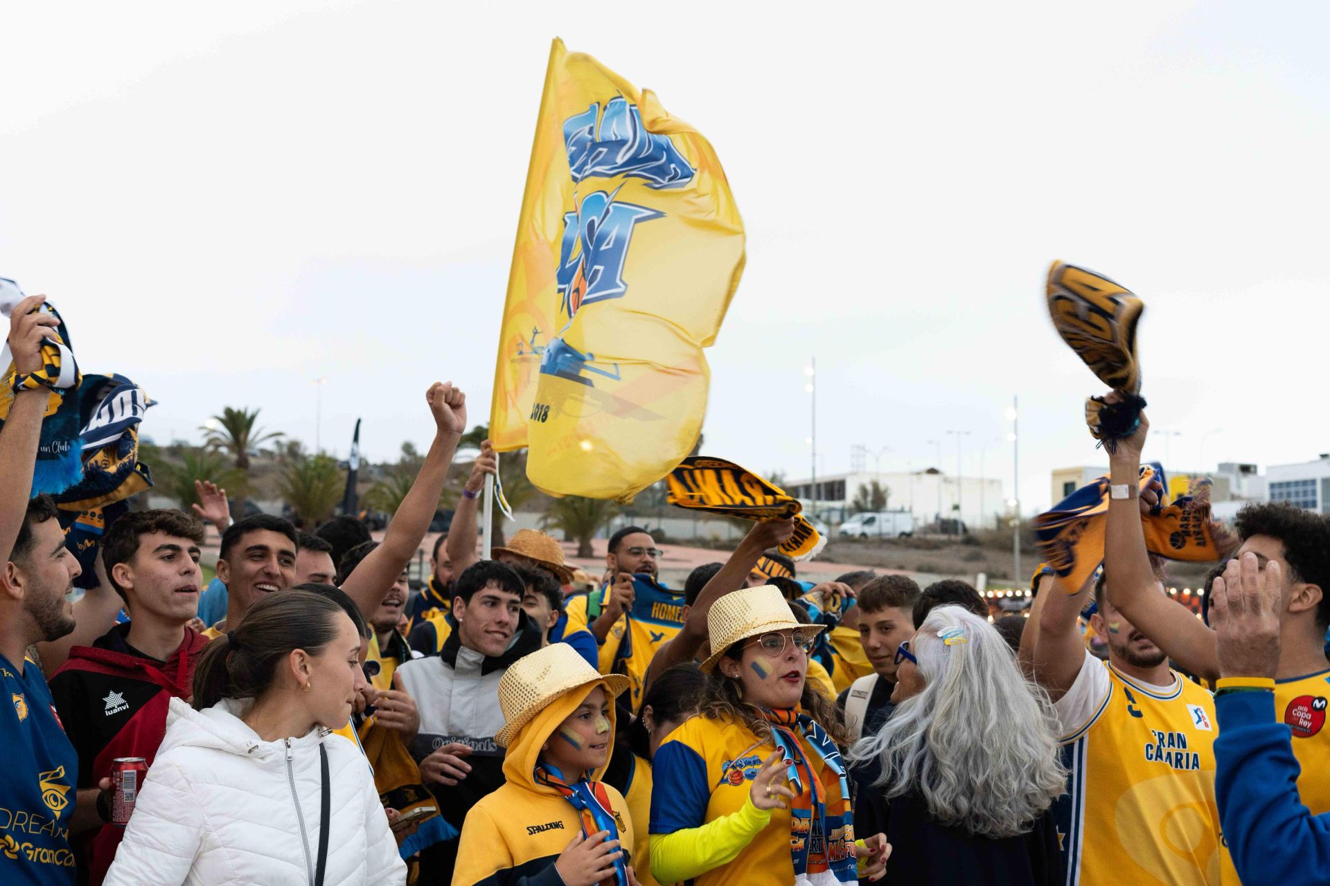 El recibimiento al Granca antes del inicio del choque ante el Madrid, en imágenes