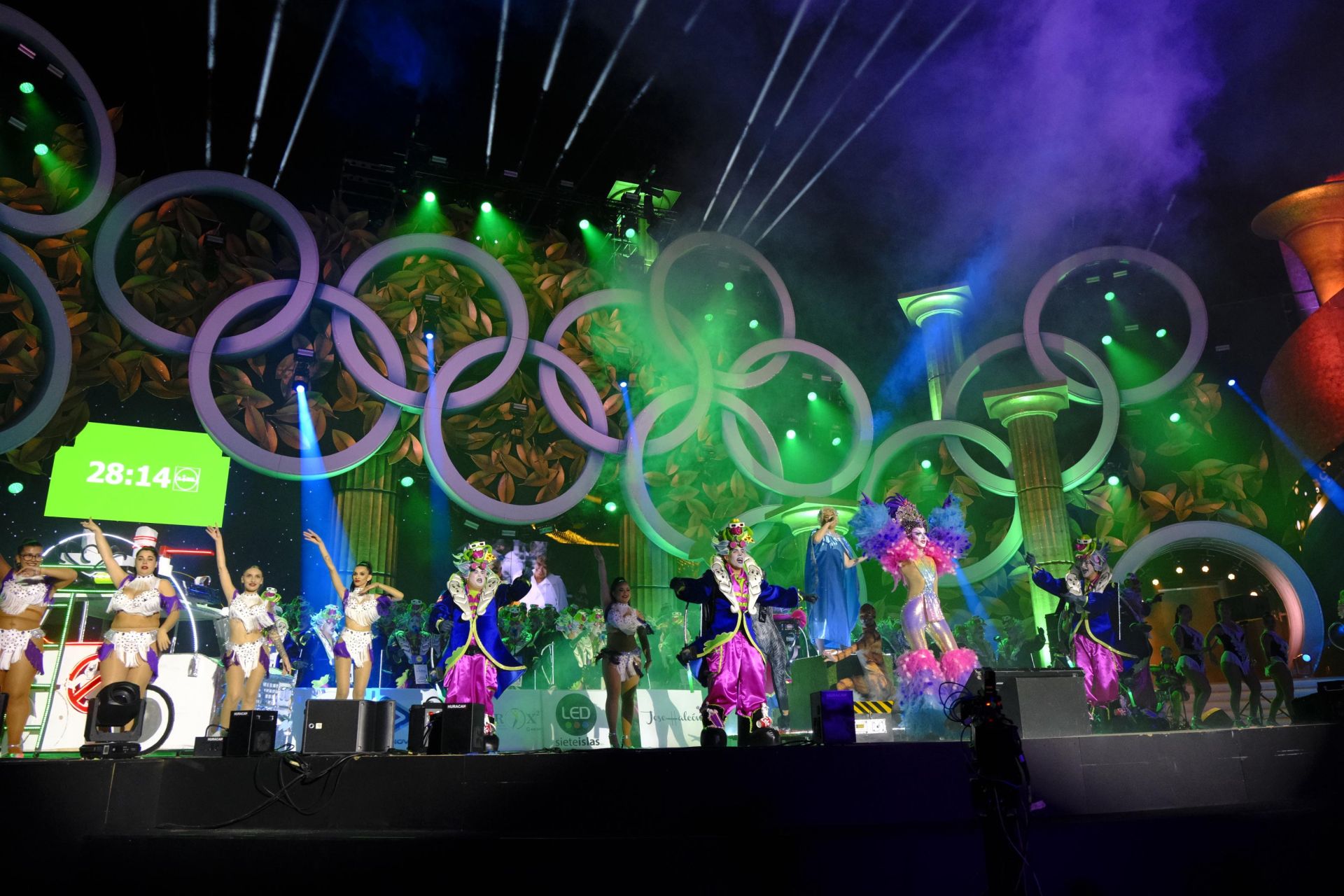 La primera fase de murgas adultas del carnaval de Las Palmas de Gran Canaria, en imágenes