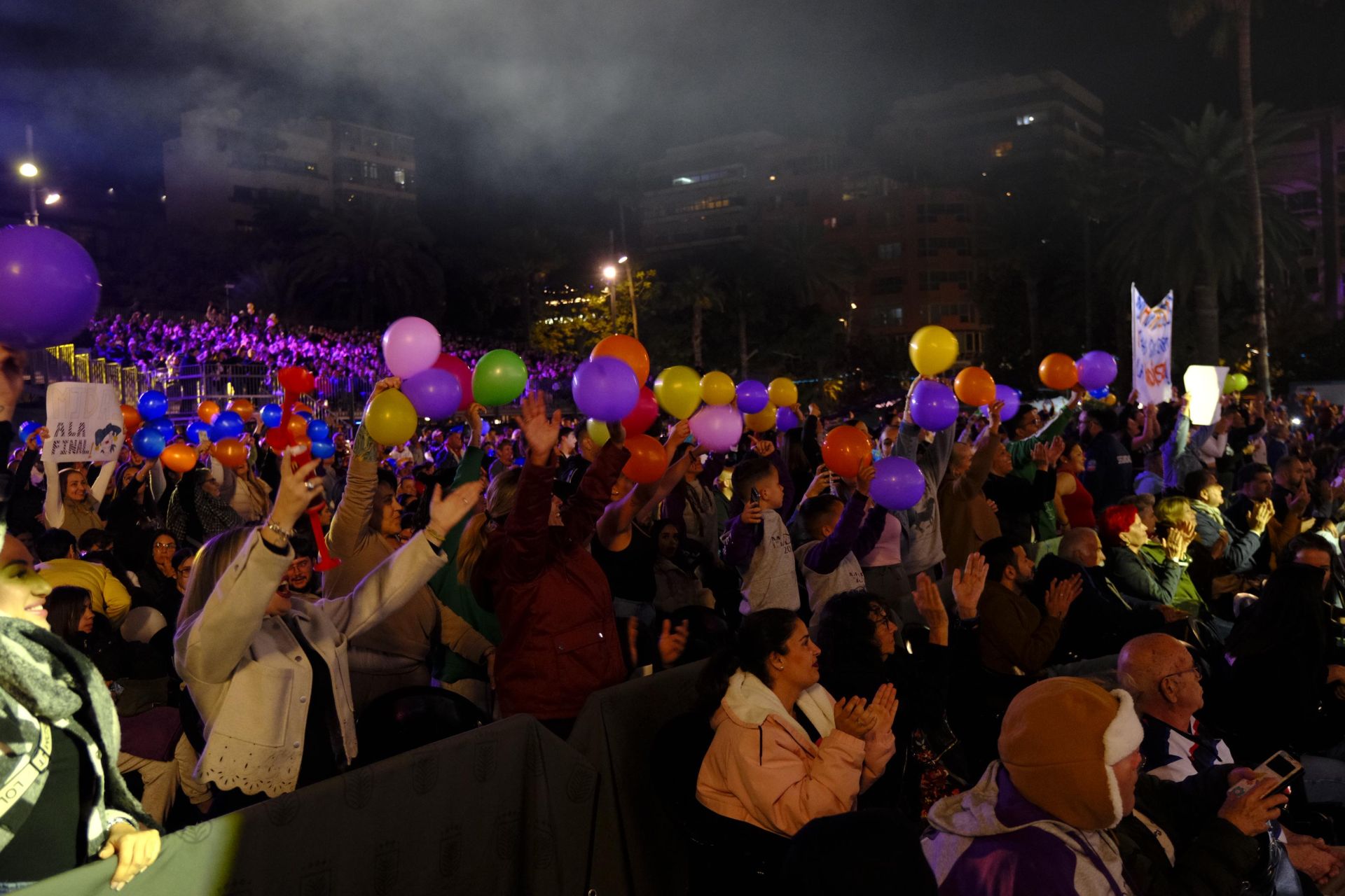 La primera fase de murgas adultas del carnaval de Las Palmas de Gran Canaria, en imágenes