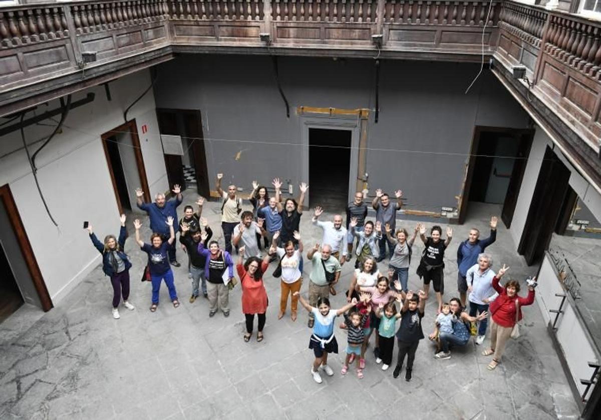 Visita de colectivos sociales a la antigua Sala Cuasquías en mayo de 2023.