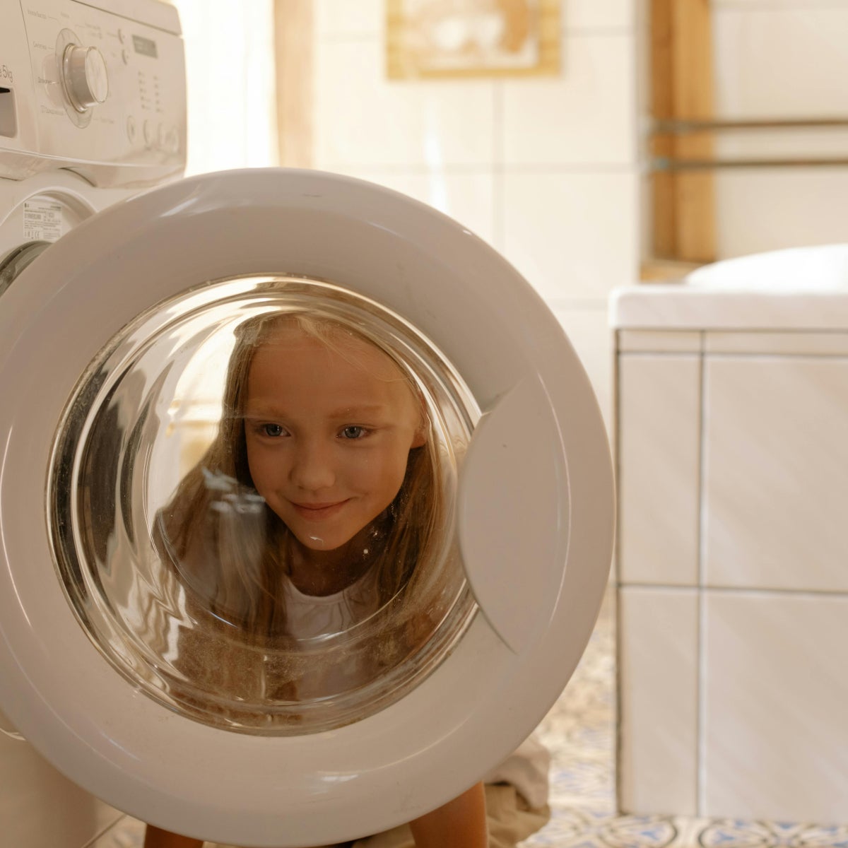 Optimiza tu consumo eléctrico en Canarias el martes y paga menos por la luz