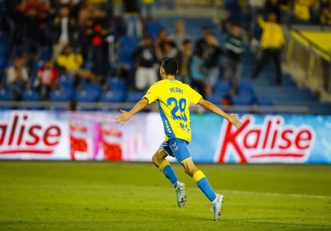 Su primer gol con la UD batió todos los registros de precocidad en la historia del club.