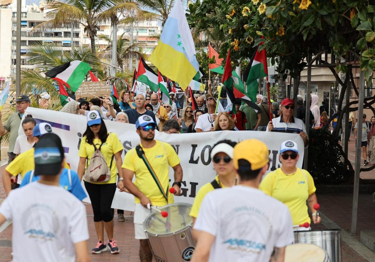 Manifestación contra la guerra, en defensa de la paz y del pueblo palestino