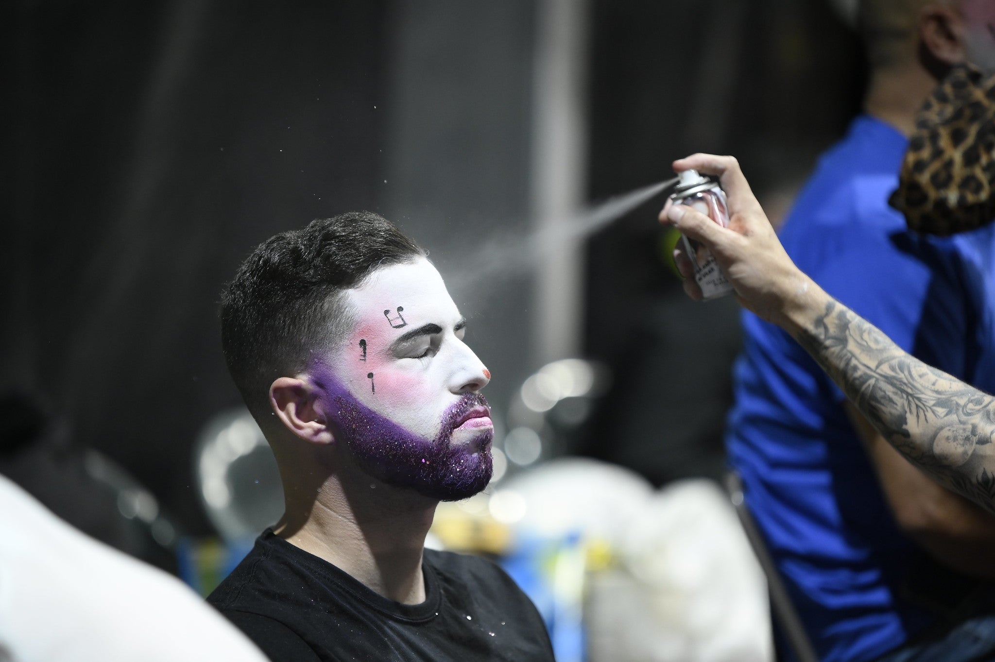 Magia y humor en la final de murgas del carnaval de Las Palmas de Gran Canaria