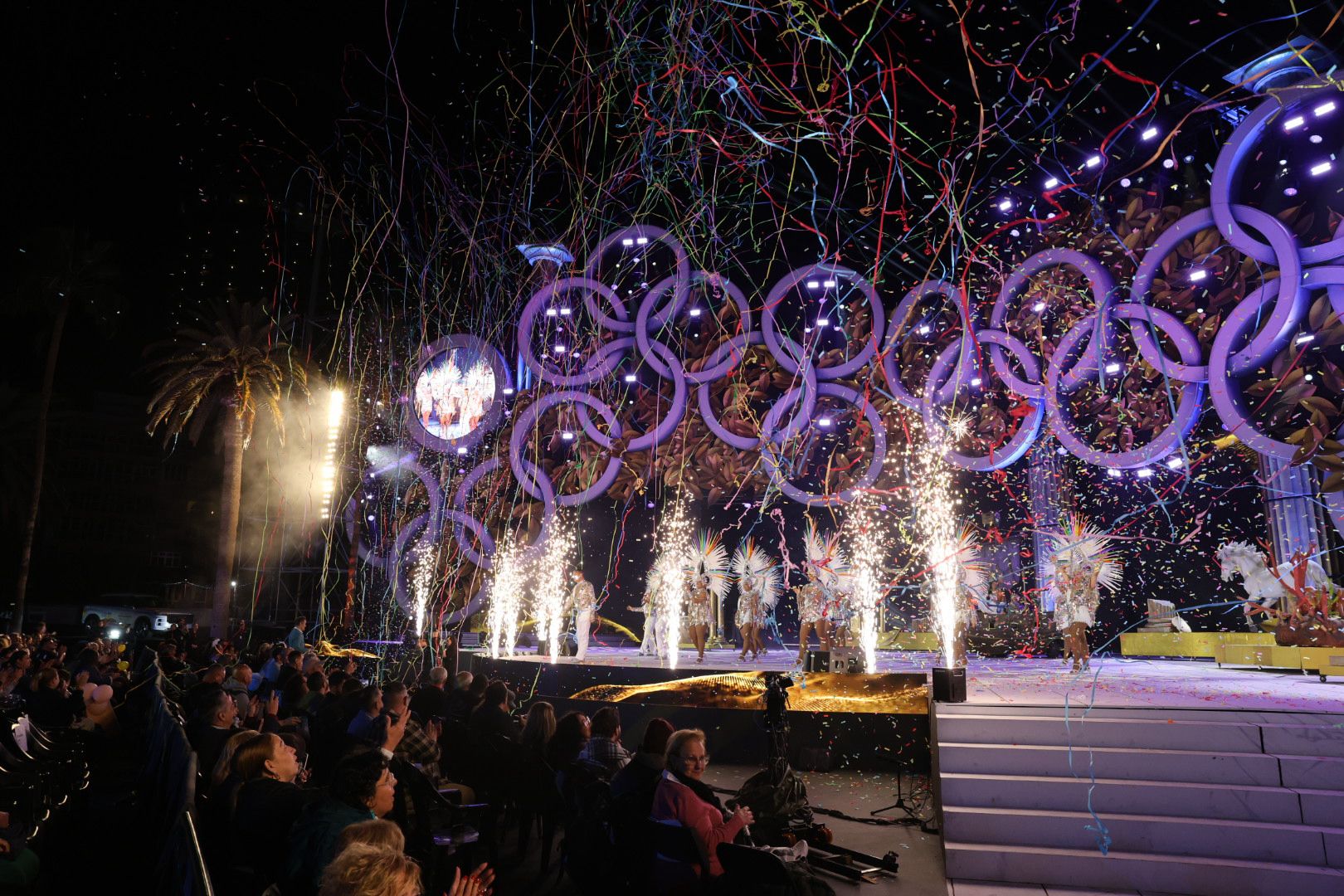 La gala de la gran dama del carnaval de Las Palmas de Gran Canaria, en imágenes