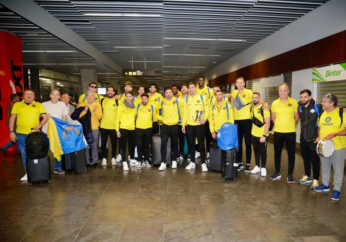 La llegada de los campeones de la Copa del Rey a Gran Canaria, en imágenes