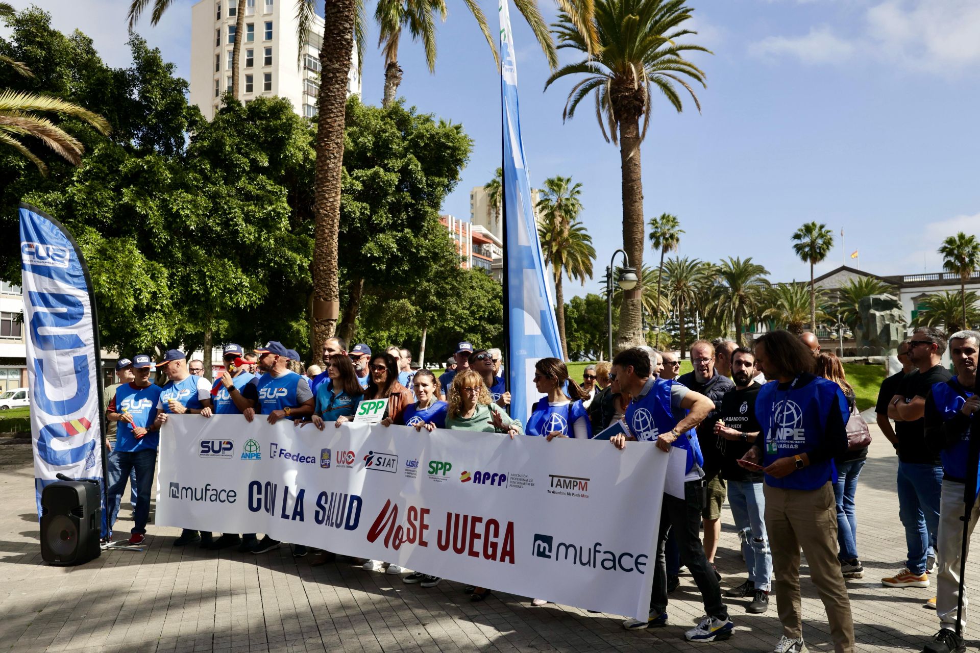 10 sindicatos salen a la calle en la capital grancanaria en defensa del sistema de Muface