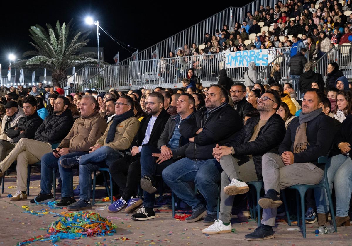 Autoridades en la segunda noche de la semifinal de murgas en Agramar.