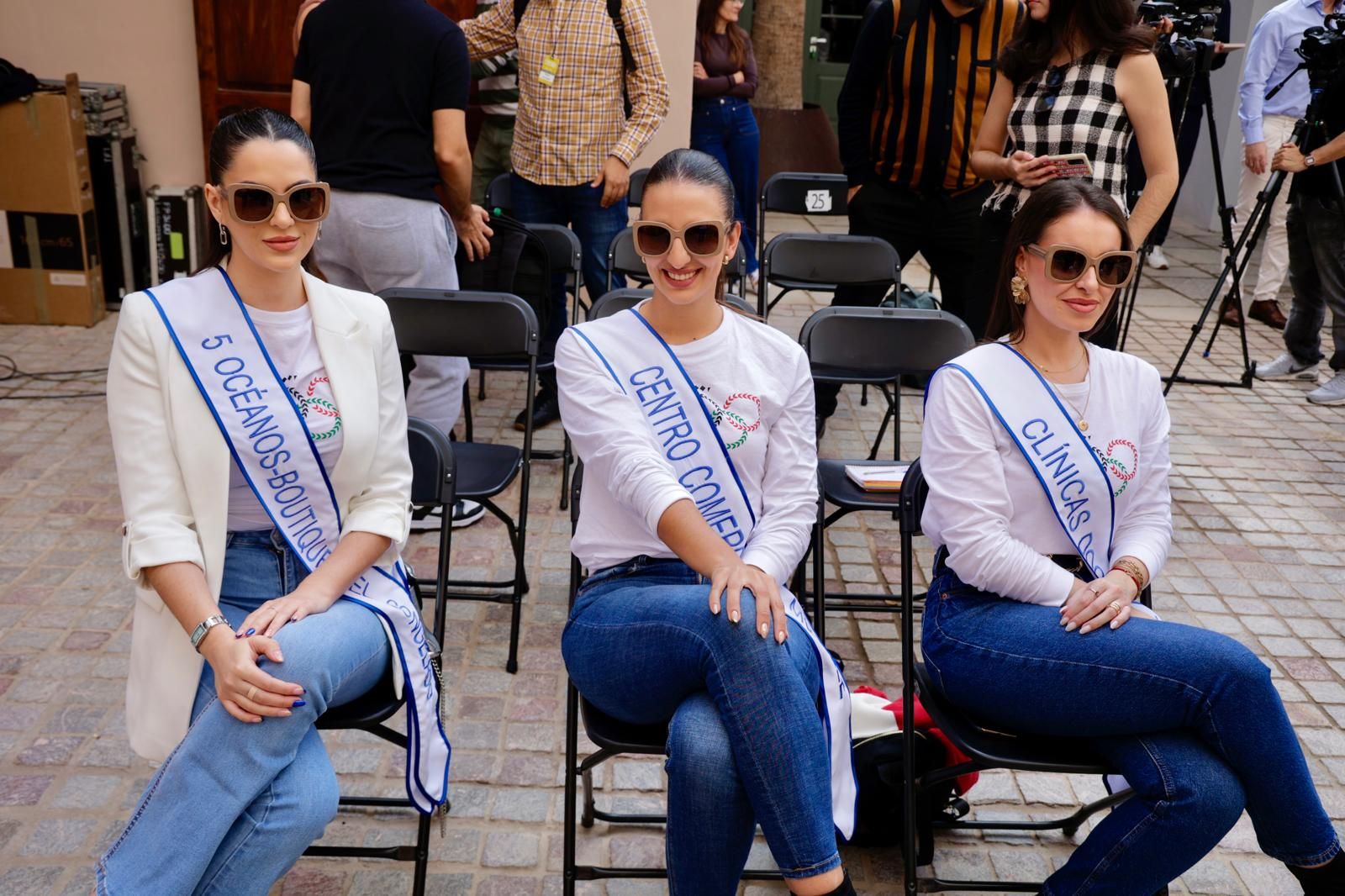 Candidatas y organizadores de la gala de la reina se reúnen días antes de la coronación