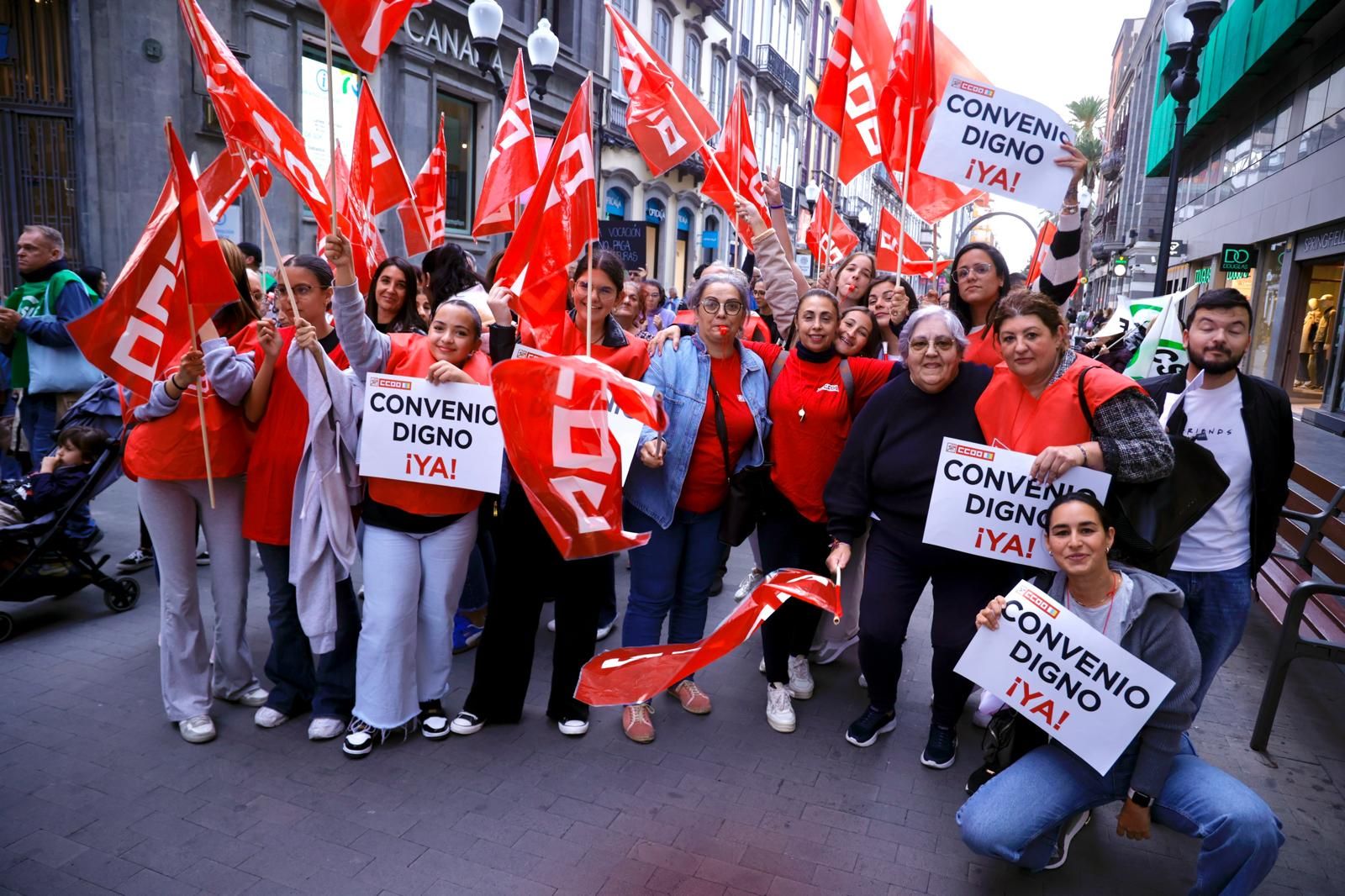 Manifestación por la mejora de sueldos en la sanidad privada