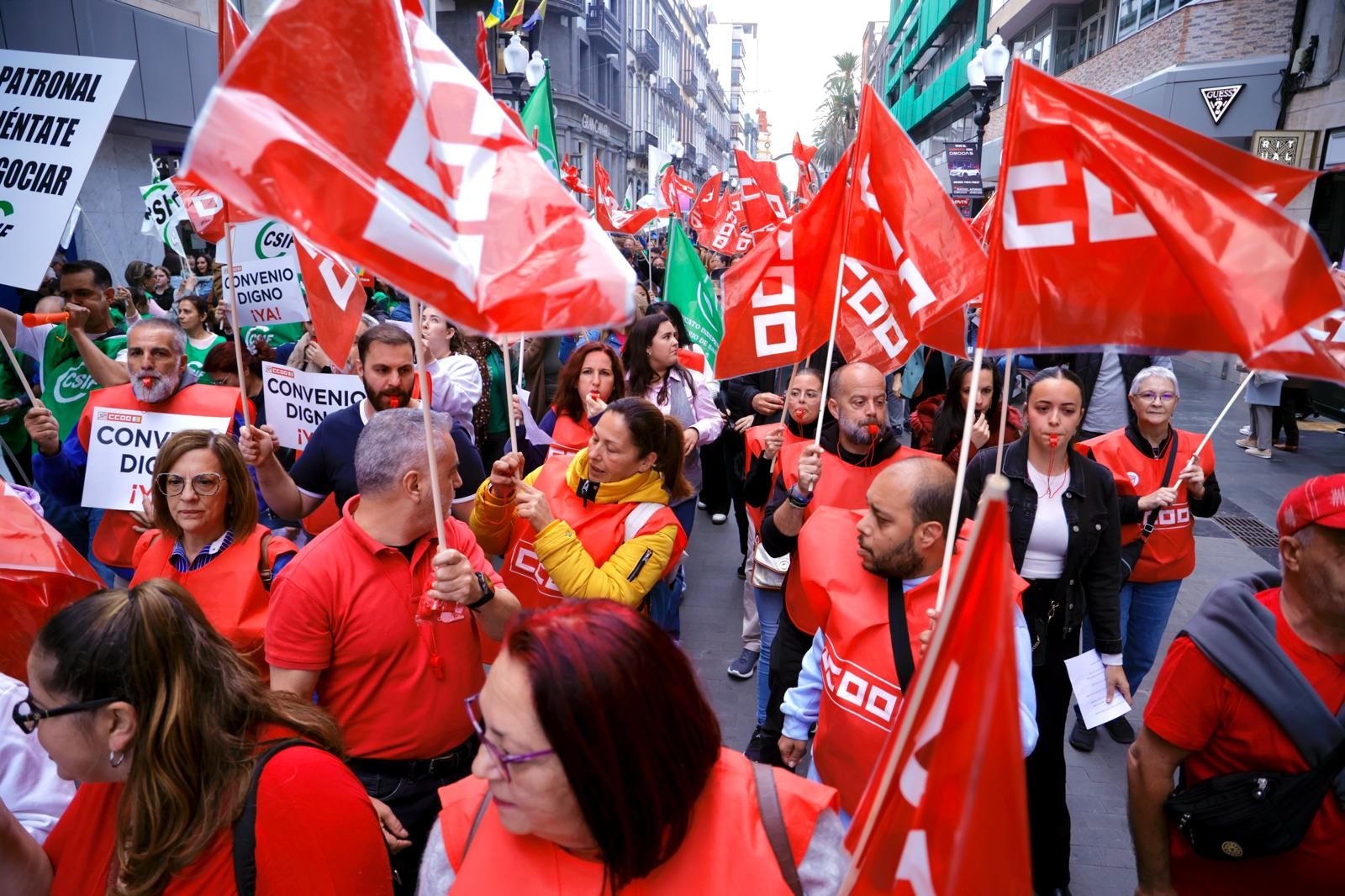 Manifestación por la mejora de sueldos en la sanidad privada