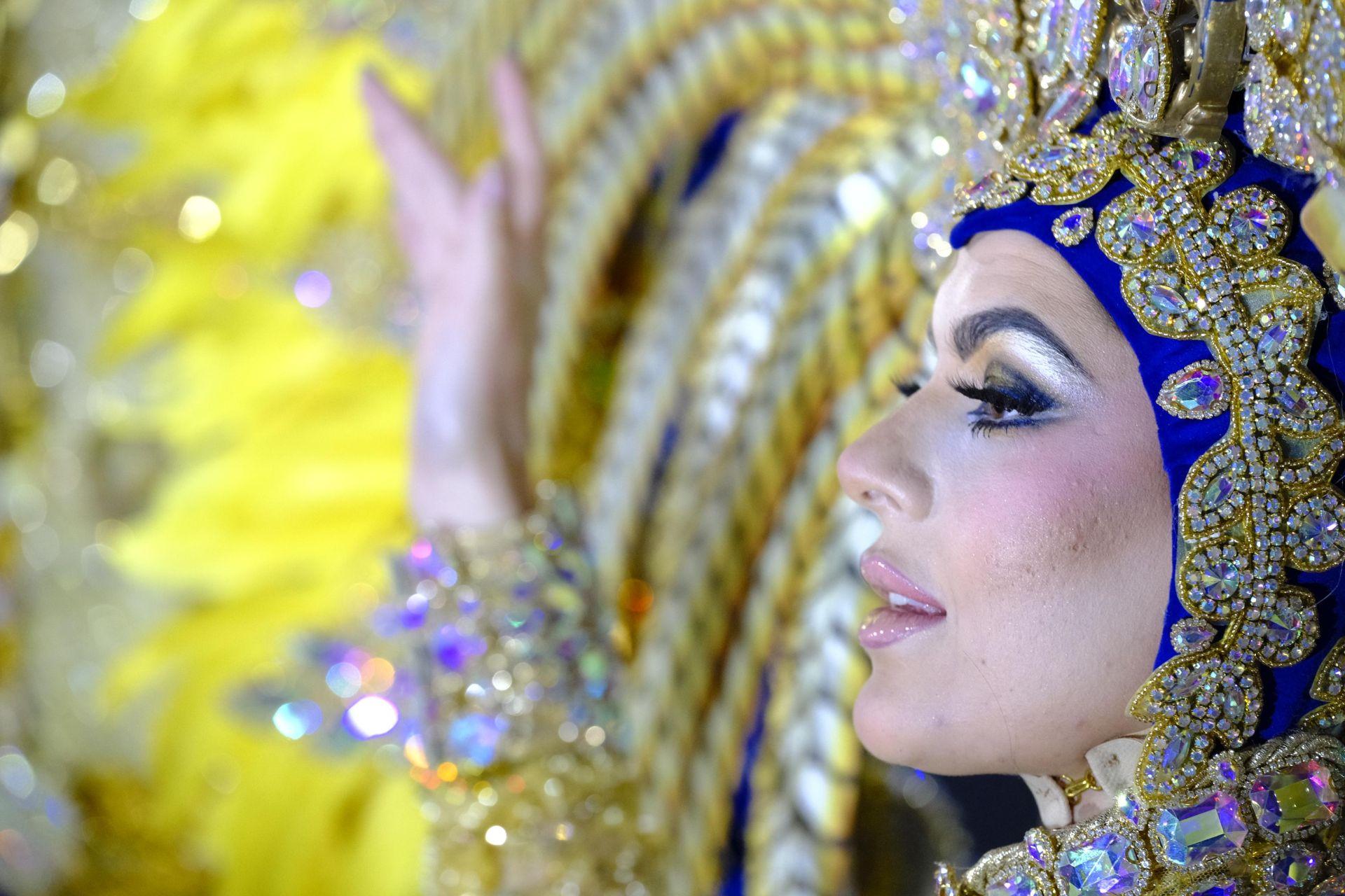 Gala de la reina: las candidatas se preparan para su puesta de largo