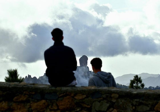La cumbre de Gran Canaria espera la lluvia.