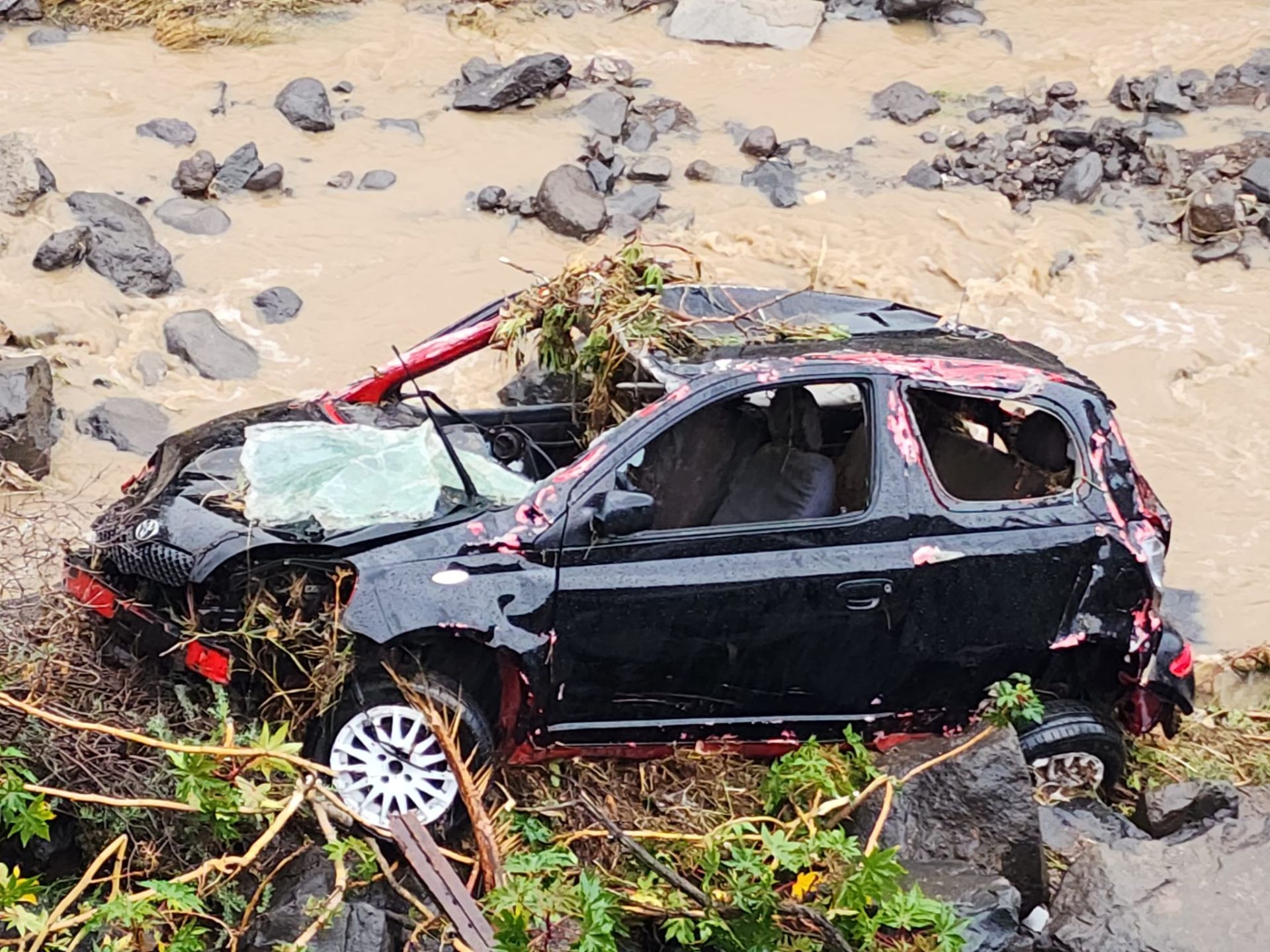 Telde se recupera poco a poco de los estragos de la tormenta