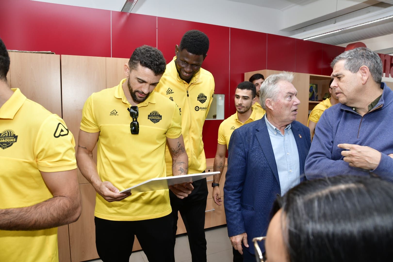 El Guaguas exhibe su Copa del Rey en CANARIAS7