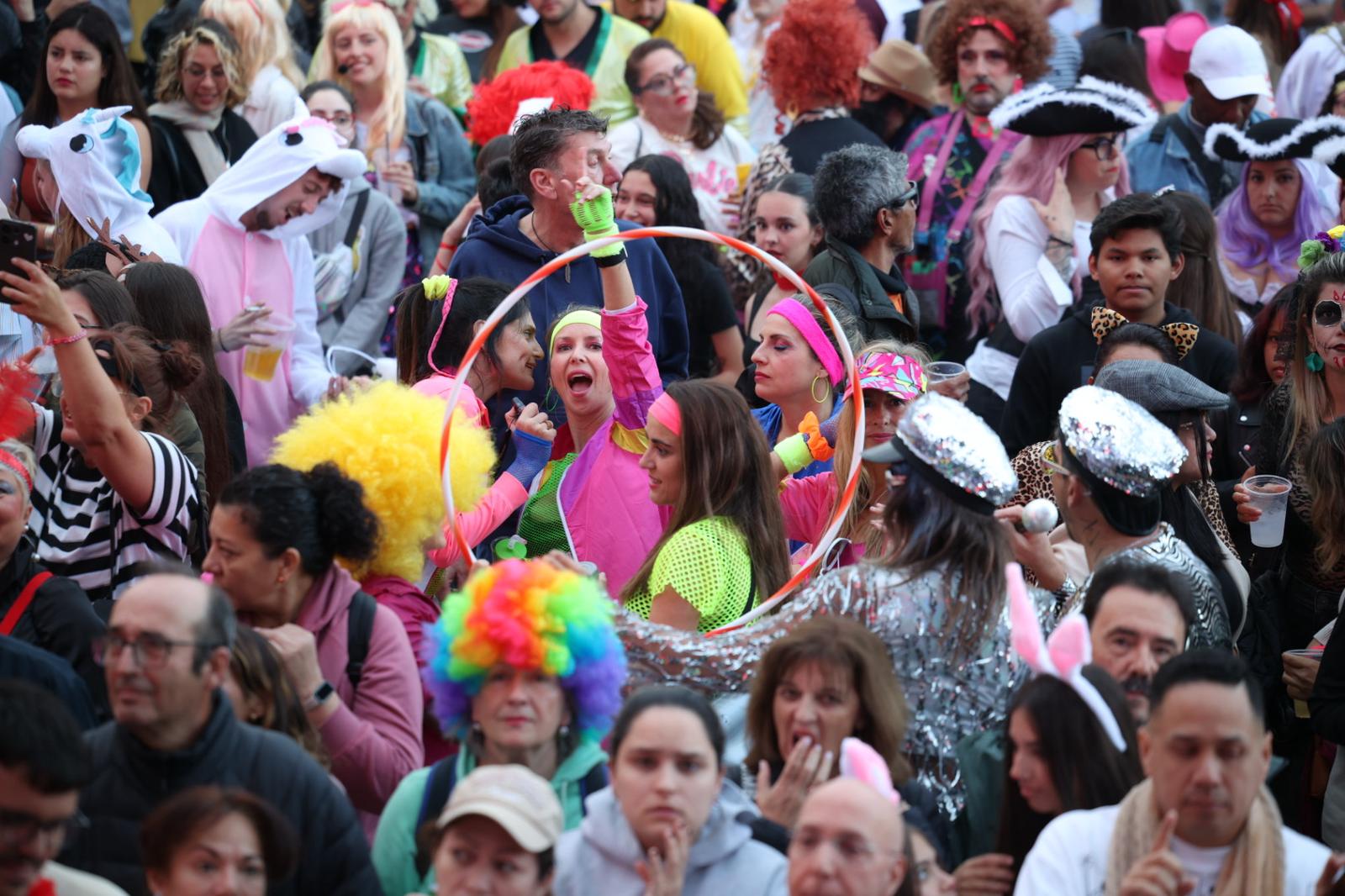 La música reina en el carnaval de día