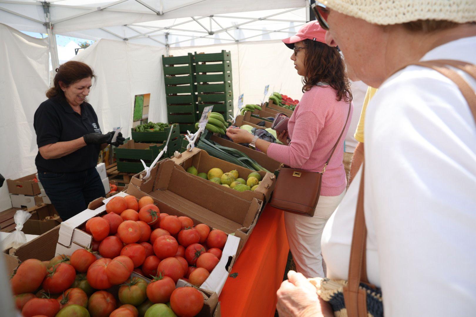 Los productos de la tierra conquistan Maspalomas