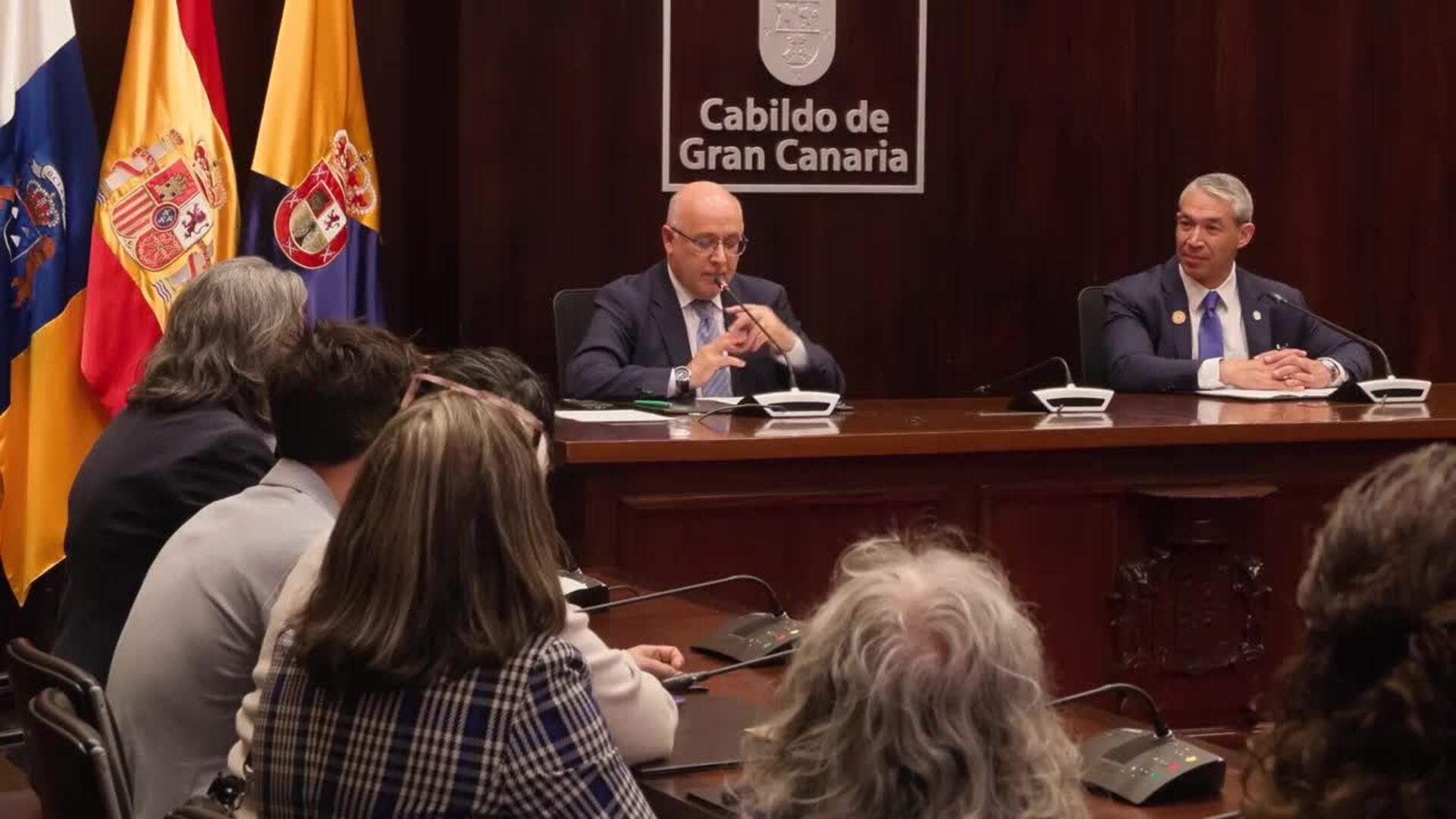 Puentes frente a barreras: el Cabildo y la ciudad de San Antonio de Texas, fundada por familias isleñas, defienden el encuentro y la colaboración desde las raíces comunes