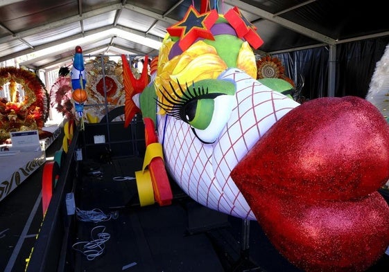 La sardina del carnaval de Las Palmas de Gran Canaria espera ya el fin de sus días.