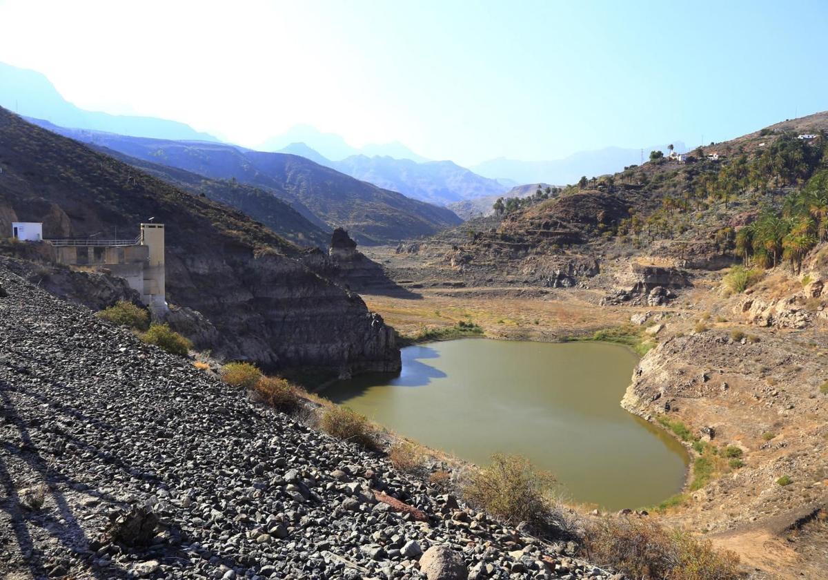 Vista de la presa de La Sorrueda, en Santa Lucía de Tirajana, en septiembre pasado.