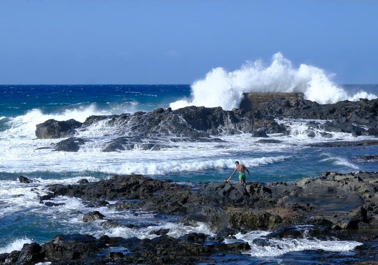 Imagen del oleaje en la costa norte de la capital grancanaria.
