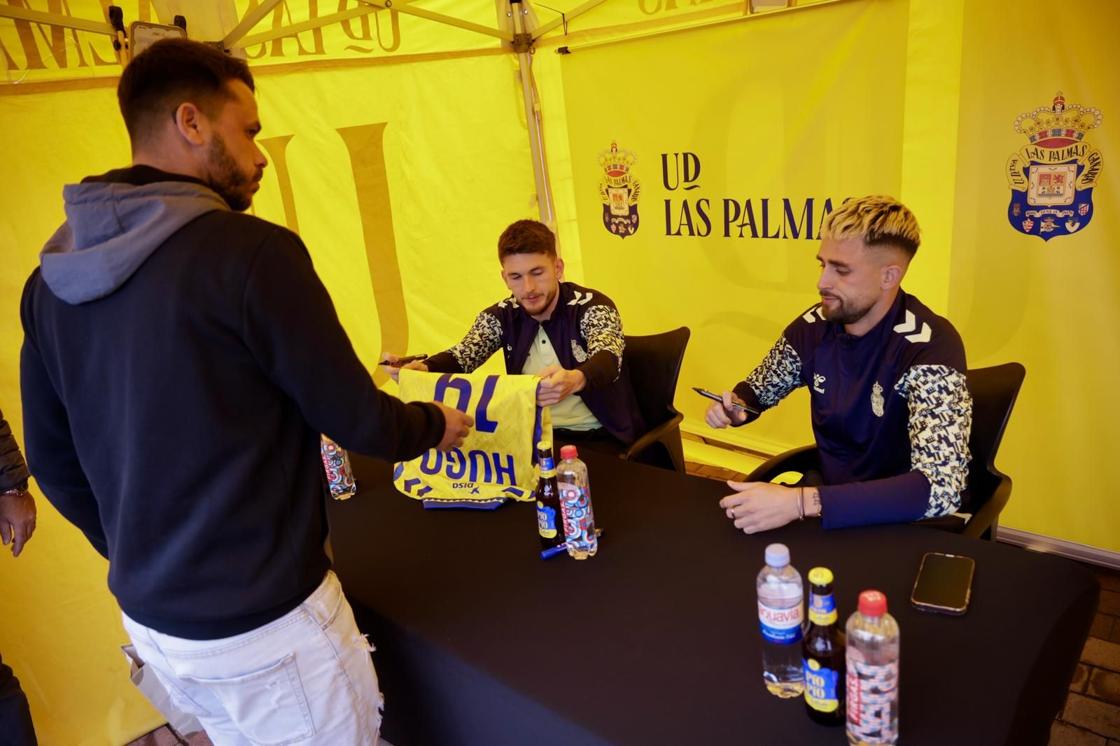 Januzaj y Viti regalan ilusión en el Gran Canaria