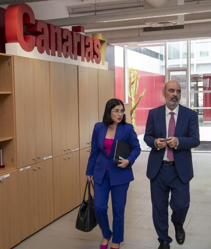 Imagen secundaria 2 - Carolina Darias y Francisco Suárez, en la redacción de CANARIAS7.