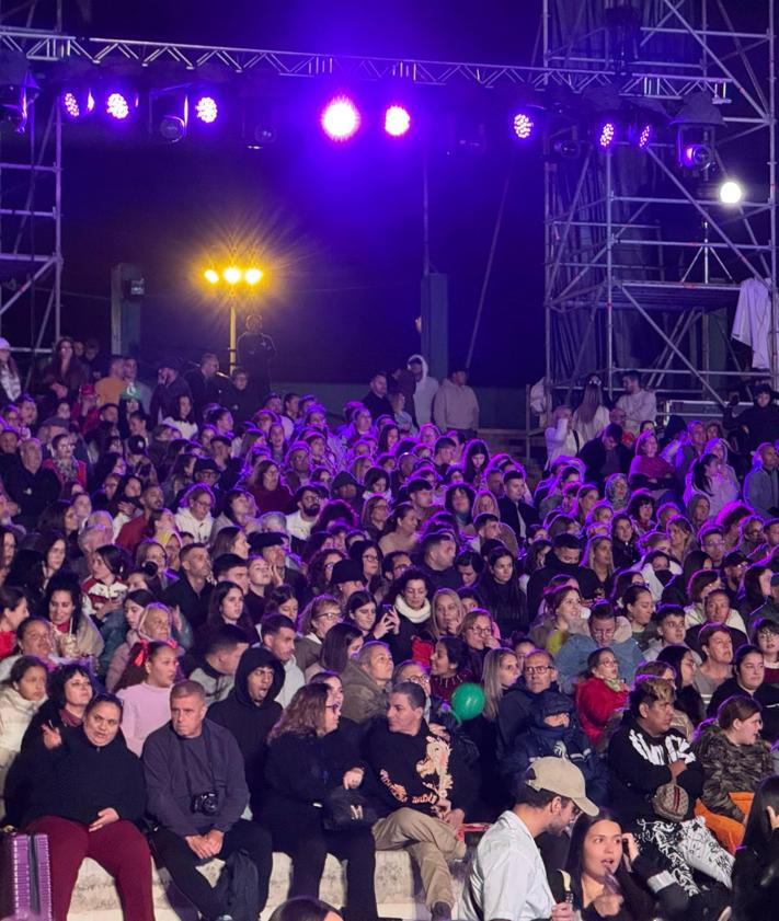 Imagen secundaria 2 - Drag Gio conquista el cetro de Drag Queen del carnaval de Telde 2025