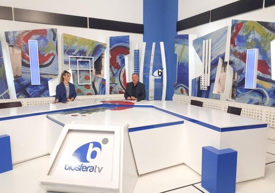 Paola Delgado y Jaime Puig, en el nuevo plató.