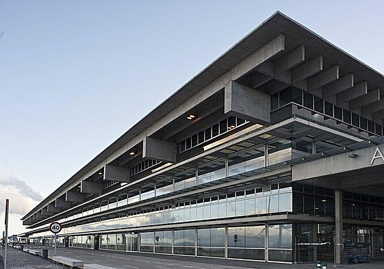 Vista exterior del aeropuerto de La Palma