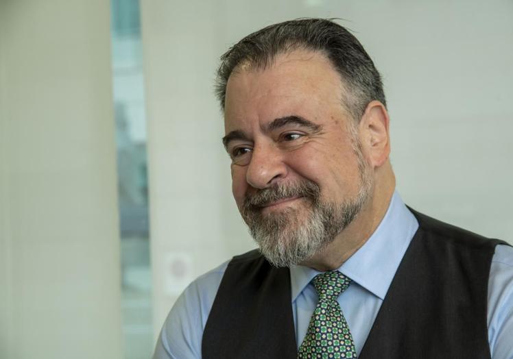 Carlos Álvarez, durante la entrevista.