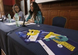 Laura Pérez y Elena Lugli durante la presentación del informe.