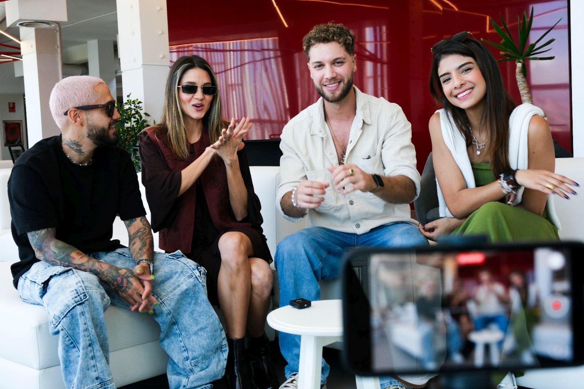 La visita de los actores de &#039;La Reina del Flow&#039; a CANARIAS7, en imágenes