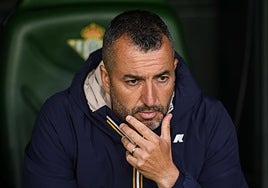 Diego Martínez, antes de un partido de la UD en la presente temporada.