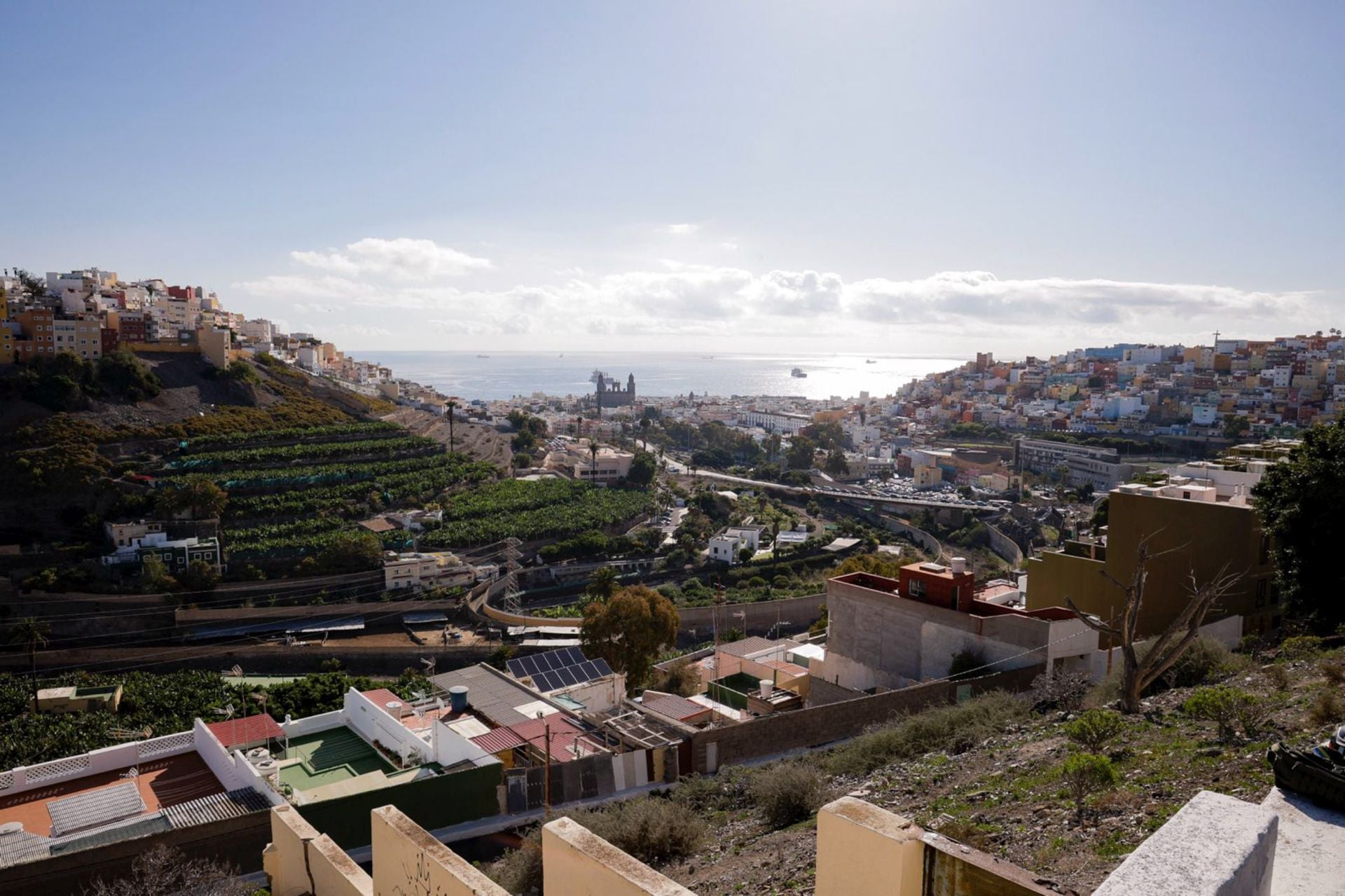 Los vecinos de San Roque enseñan el deterioro de sus calles