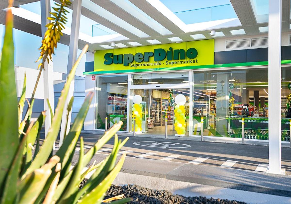 HiperDino abre sus puertas en Puerto Calero con una oferta cercana y de calidad