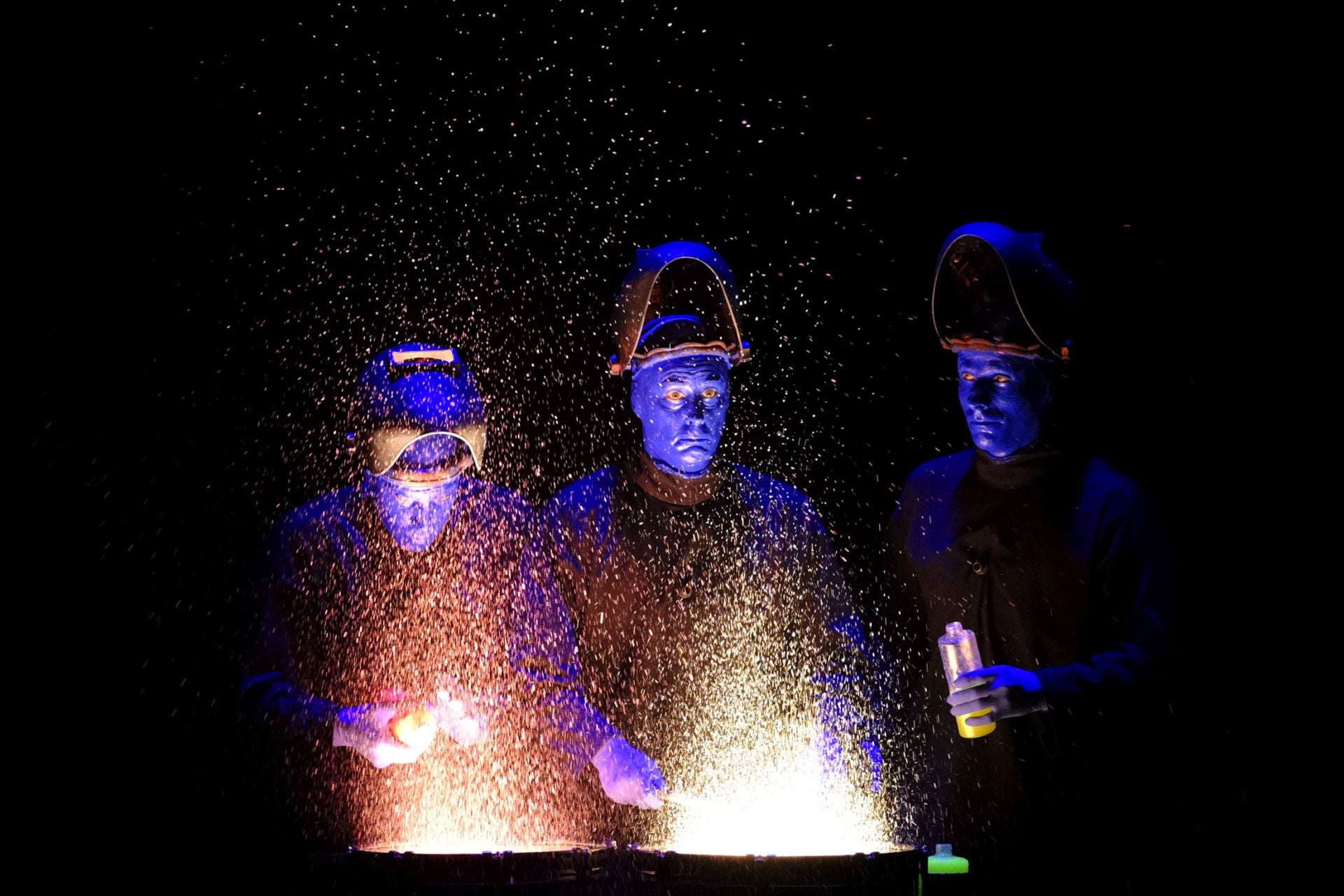 Blue Man Group está sorprendiendo gratamente al público que acude a la Gran Carpa ubicada junto a ExpoMeloneras.